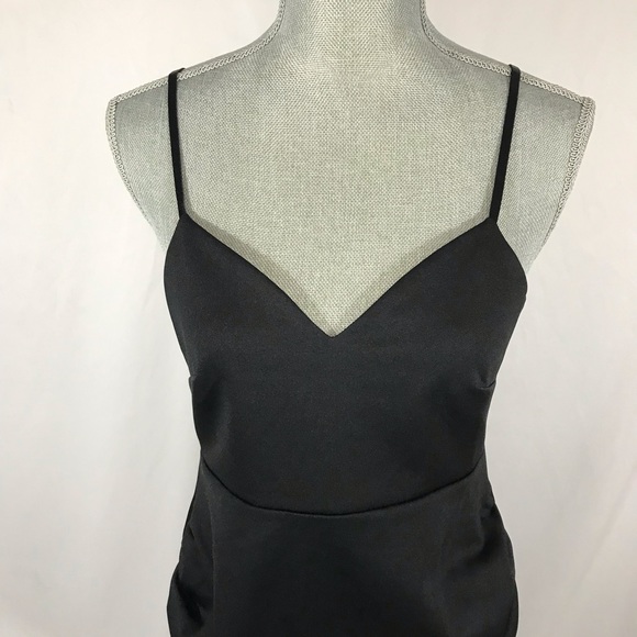 ASOS maternity fitted black dress - Picture 2 of 8